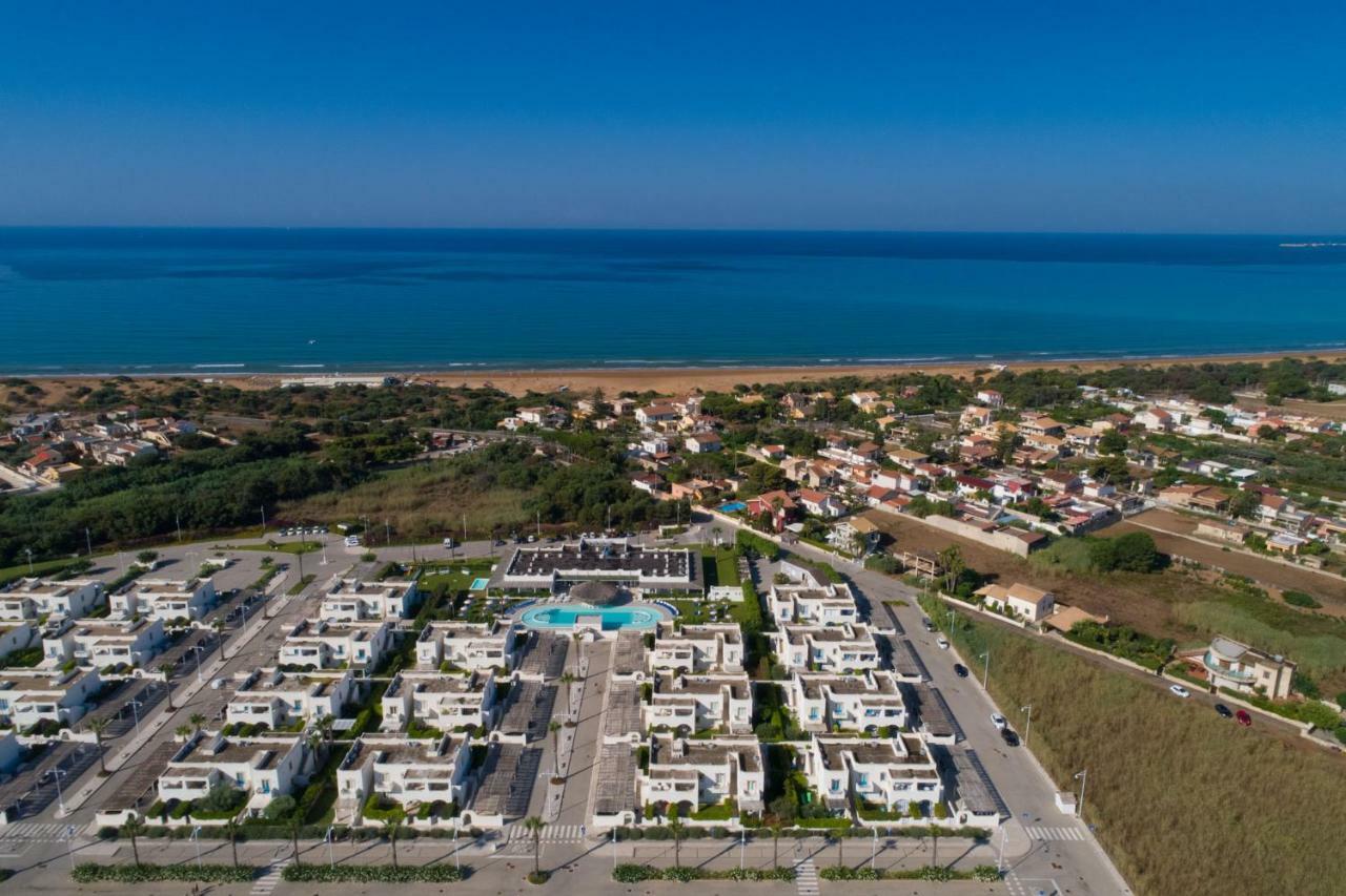 איספיקה Borgo Rio Favara Hotel Club מראה חיצוני תמונה